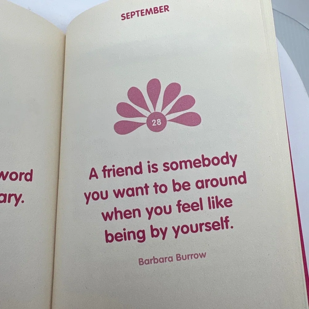 365 Days of Friendship Book Lizzie‎ Cornwall Inspiration Quotes Gift BFF for Her